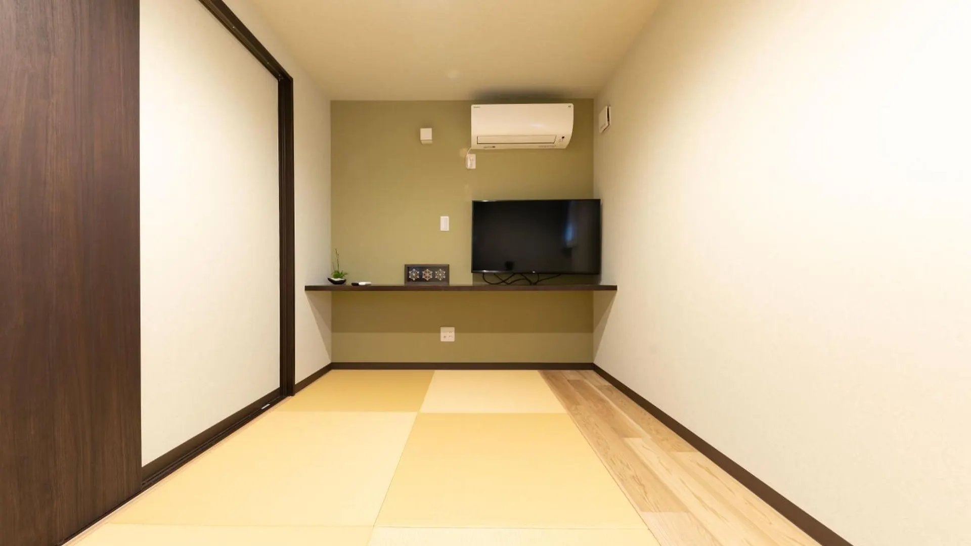 スタジオーネ 箱根強羅 West - Stagione Hakone Gora West Apartment